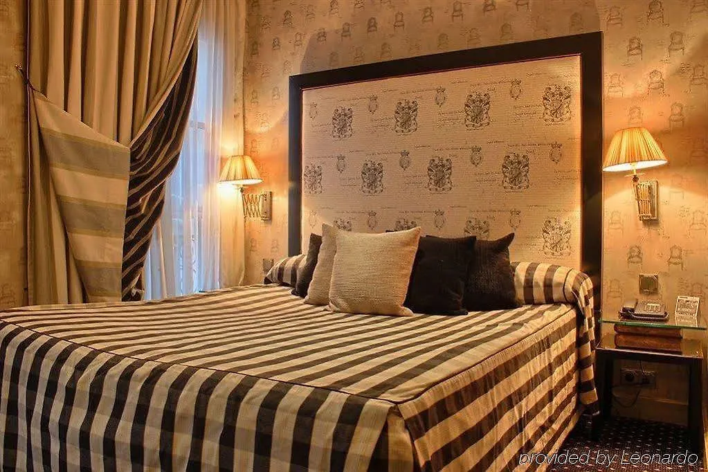 Villa Lutece Port Royal Paris 4*,