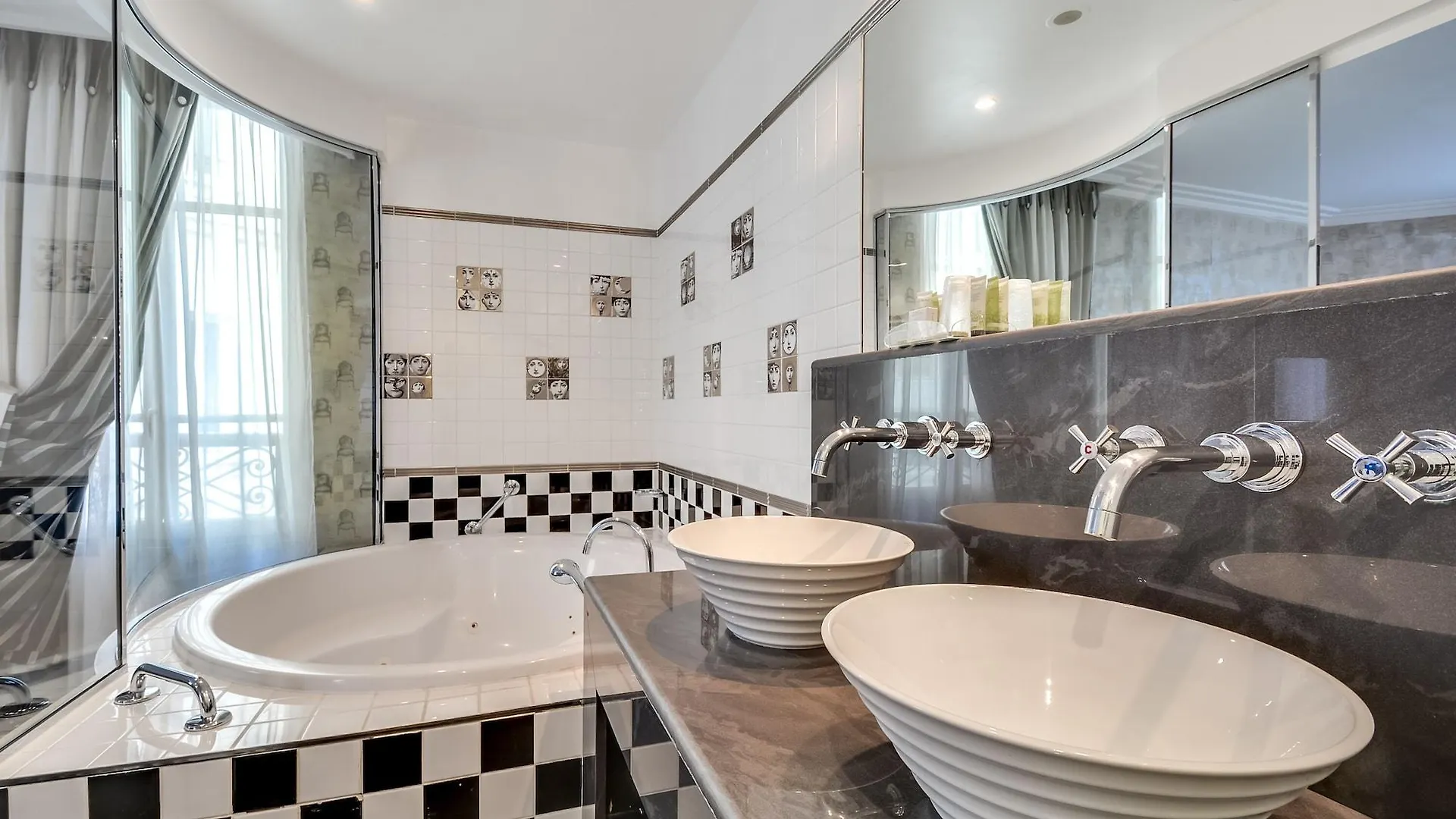 Villa Lutece Port Royal Paris 4*,  Frankrig